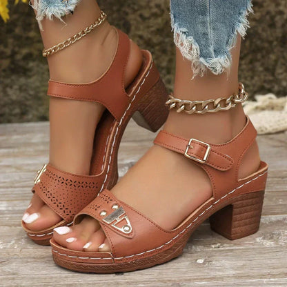 💥Specialförsäljning 50% OFF👡Högklackade sandaler för kvinnor
