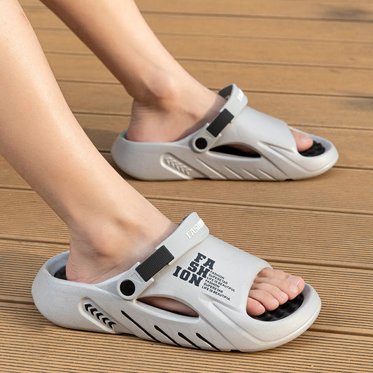 Trendiga lätta halkfria slip-in sandaler