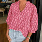 👚 50% RABATT NU! 🌸 Dam Avslappnad Flödande Tryckt Topp – V-Hals & Unik Design – Bekväm Passform & Mångsidig 🍃