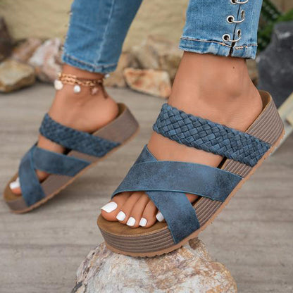 👡 50% RABATT NU!✨ Dam Korsande Vävda Remmar Kloss Sandaler – Förhöjd Plattform & Dubbel Rem – Sommar Essential 🌿