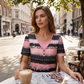 👚 50% RABATT! 👕 Randig Henley-tröja i imitationsmaterial – tvådelad look – Mjuk, sval & perfekt för lager-på-lager eller solo – ledig chic för vår och sommar 🌸
