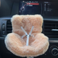 🧸 50 % RABATT! 🚗 Mjuk leksaksdocka med klämma för ventilationsmunstycket – Söt bildekoration med säkert grepp ✨